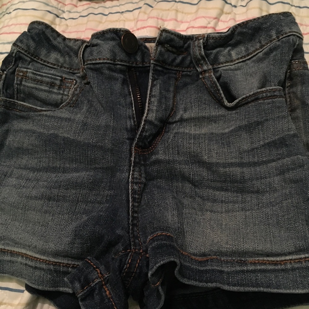 SO brand shorts midi size 0
